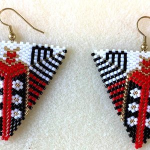 3D Beaded Peyote Pendant Pattern by Bead with Bugs, Red and Black Pendant, PDF