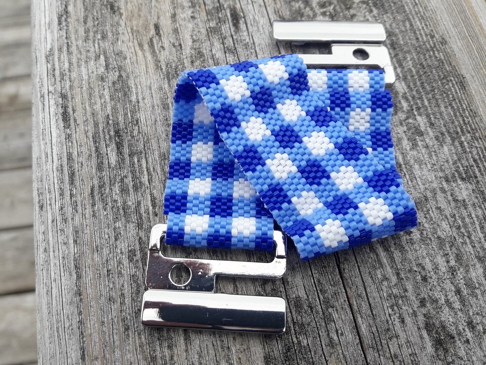 Peyote Stitch Bracelet Pattern, Retro Gingham, Bead with Bugs (PDF)