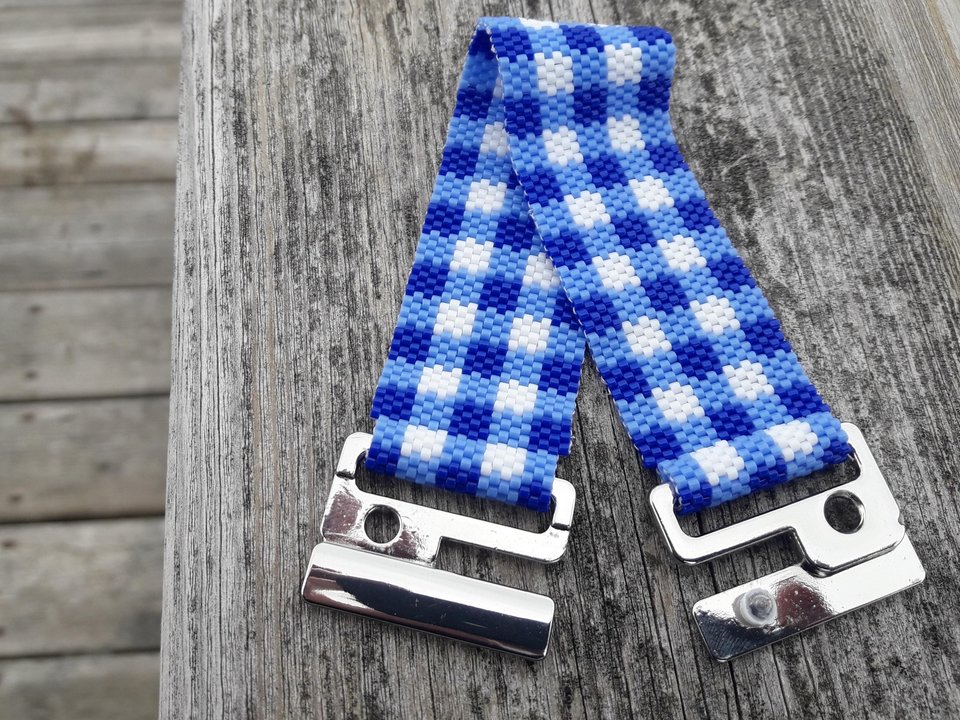 Peyote Stitch Bracelet Pattern, Retro Gingham, Bead with Bugs (PDF)