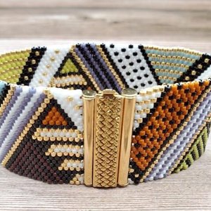 OCTOBER TOO: A Peyote Stitch Beaded Bracelet Pattern by Bead with Bugs