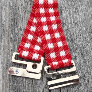ROCKABILLY :  A Peyote Stitch Beaded Bracelet Pattern by Bead with Bugs
