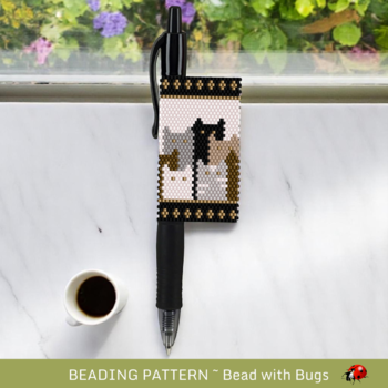 THE CATS: Peyote Stitch Beaded Pen Wrap by Bead with Bugs
