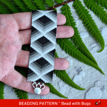 THE DEEP: A Peyote Stitch Beaded Bracelet Pattern by Bead with Bugs